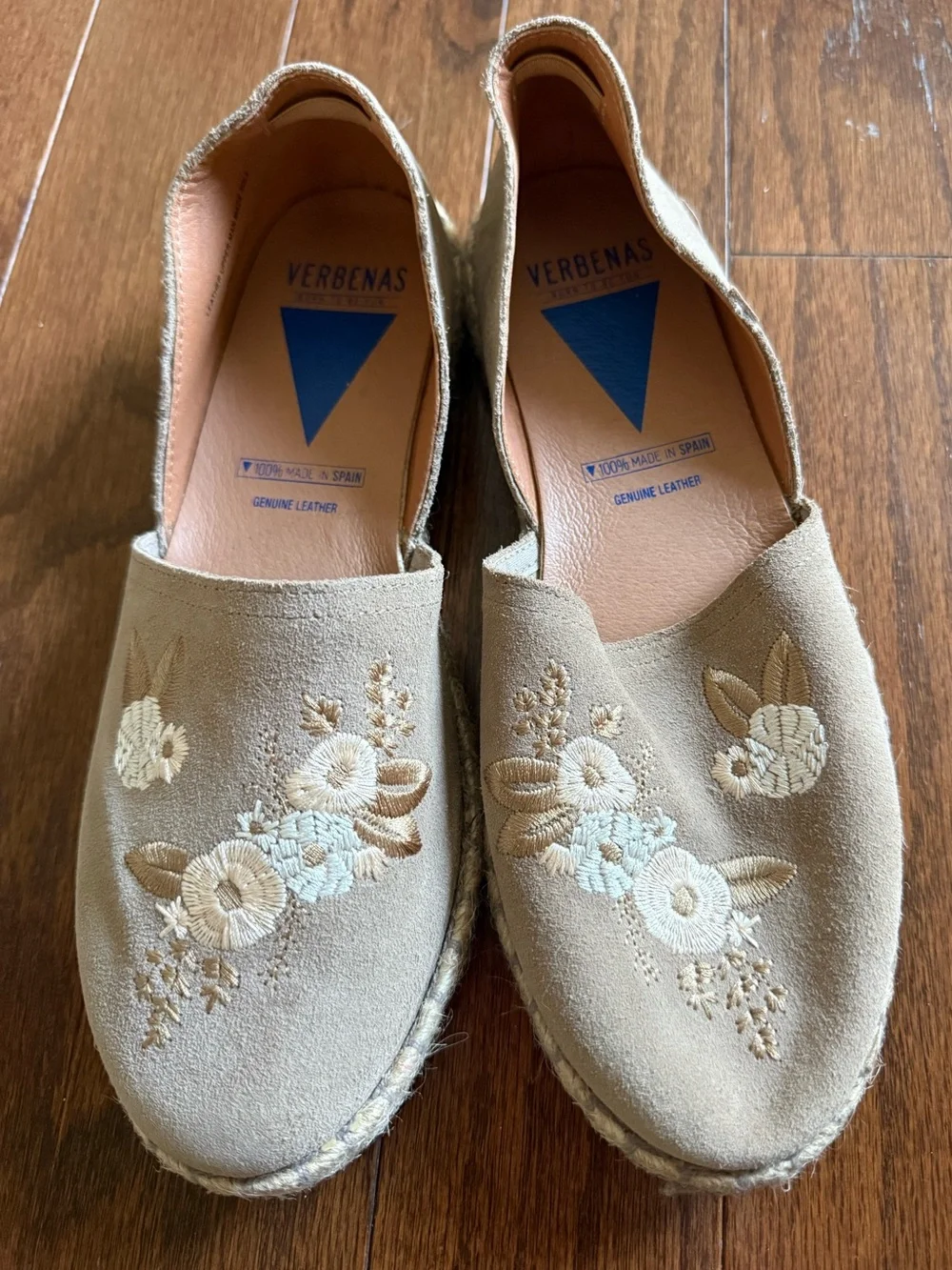 Verbenas Women’s Beige Embroidered Suede Espadrilles size 40 EU
